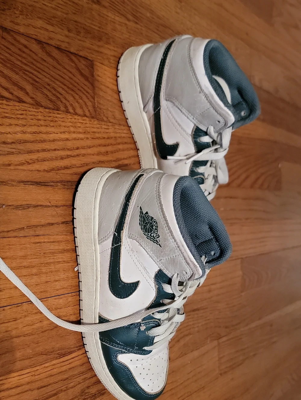 Jordan Kids' High-Top Sneakers in White and Dark Green
